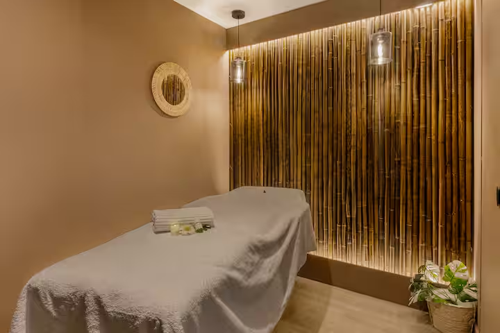 Pièce secrète de massages – Suite Banjar